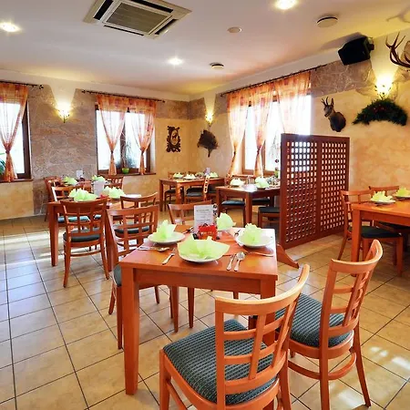 Restaurace A Kamenec 3* Jilešovice
