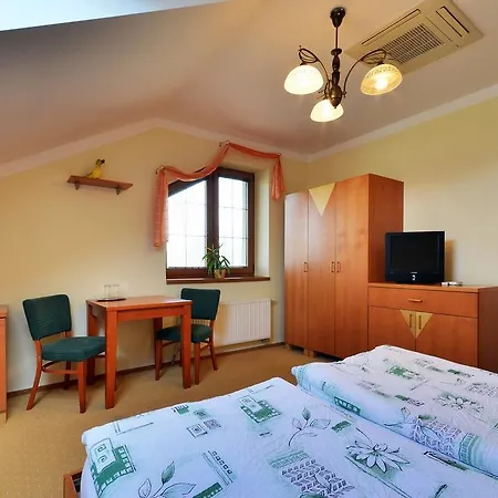 بيت ضيافة Restaurace A Kamenec Jilešovice